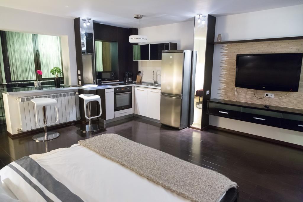 Studio G By Mrg Apartments Bucharest Bilik gambar